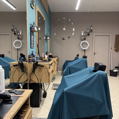 Εσωτερικό RENEW BARBERSHOP