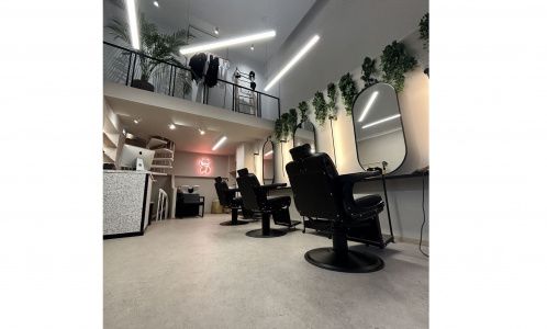 Εσωτερικό Lucky Cut The Hair Shop