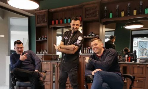 Εσωτερικό NIKIFORIDIS STELIOS hair detailer